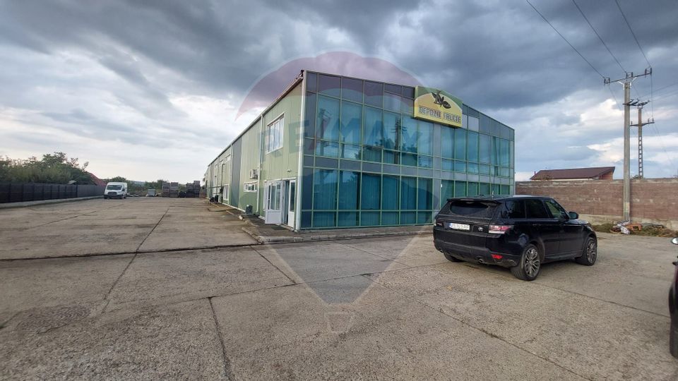 Spațiu industrial de 880mp de vânzare