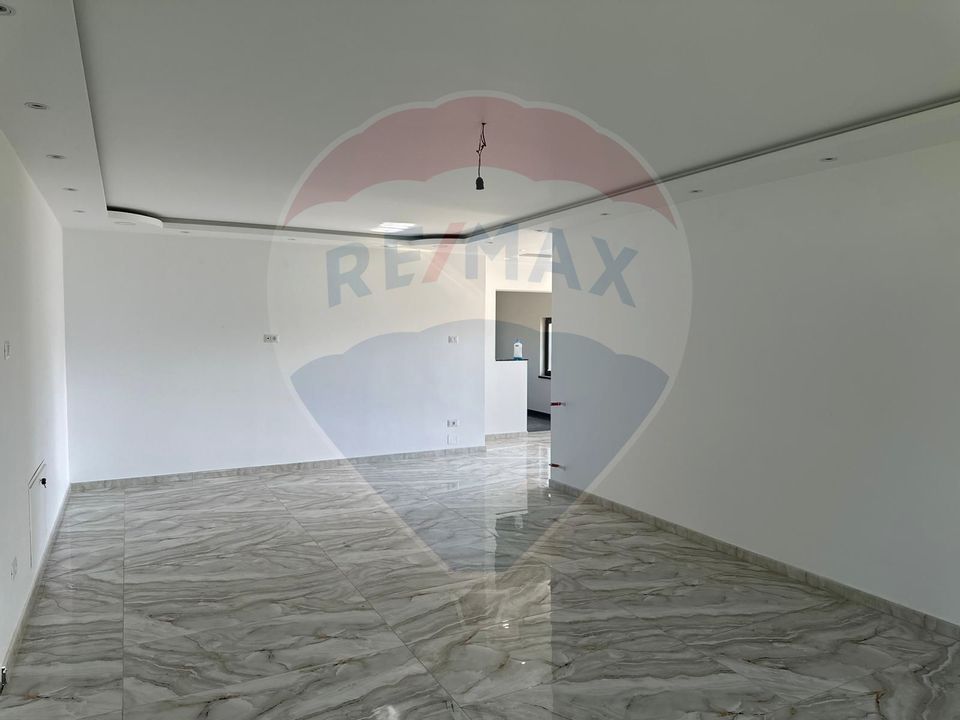 5 room House / Villa for sale, Central area