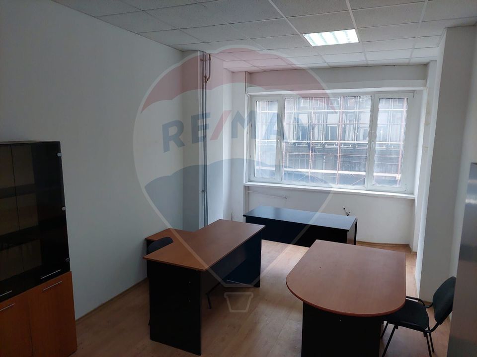 25sq.m Office Space for rent, Ultracentral area