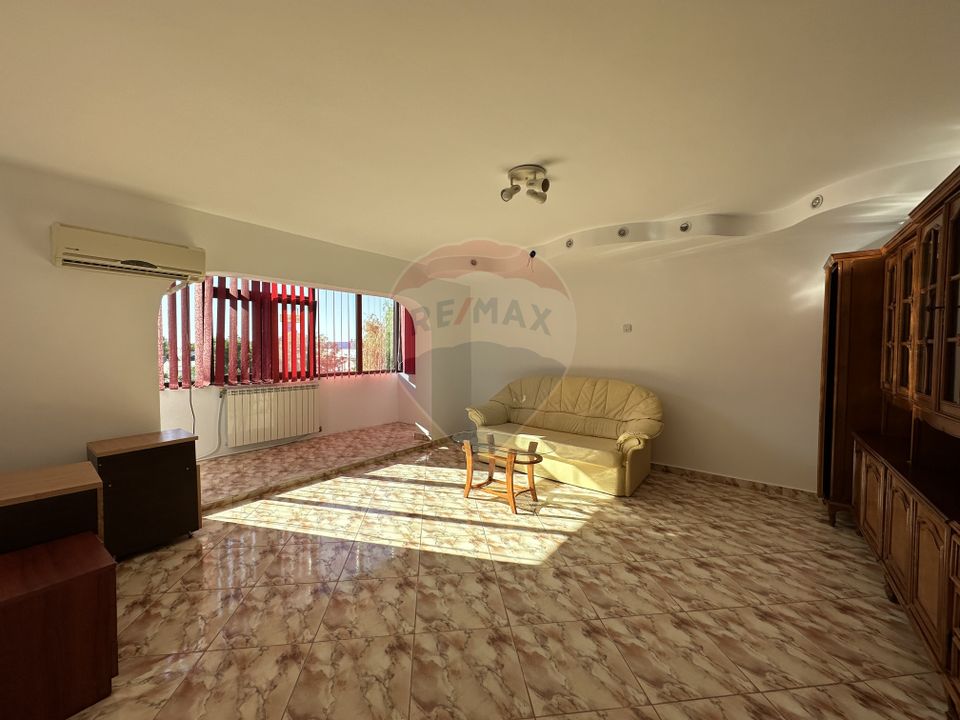 4 room Apartment for sale, Sud-Est area