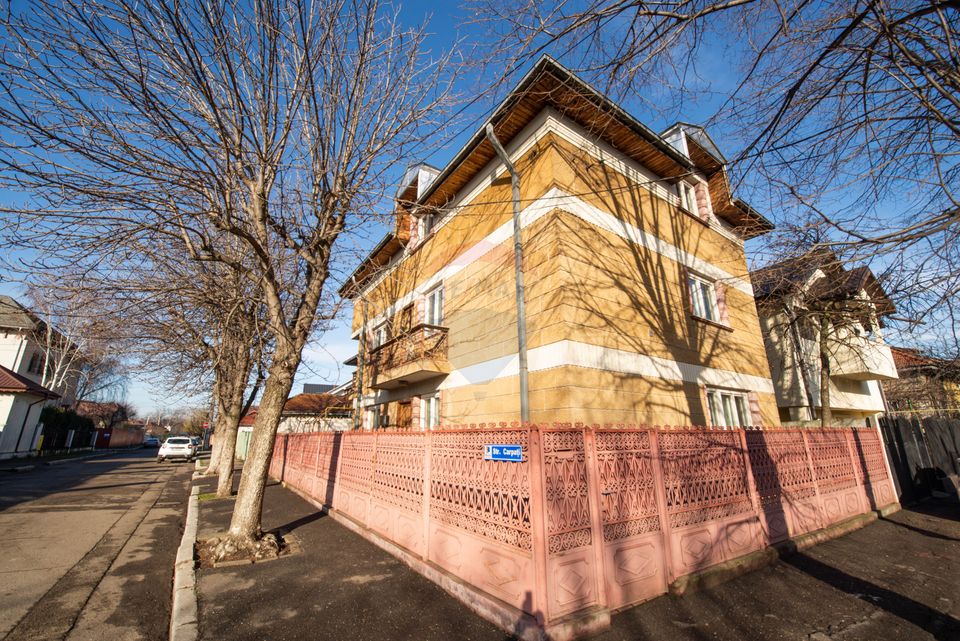 Casa individuala cu 7 camere, de vanzare 250 mp utili,  Buzau