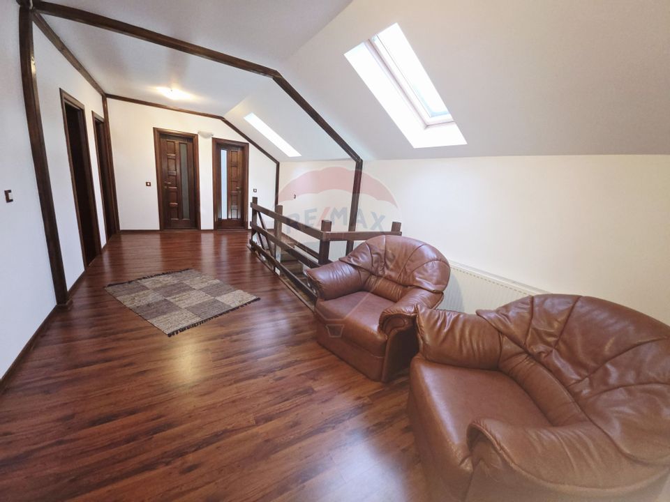 Casa /Vila de vanzare in Durau