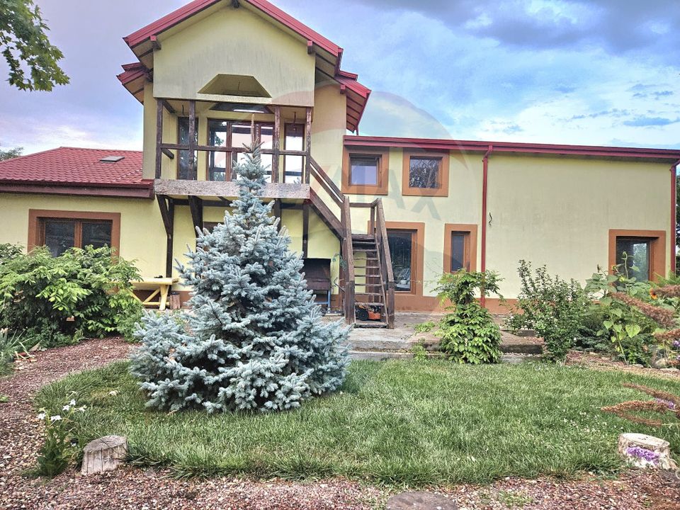 7 room House / Villa for sale, Periferie area