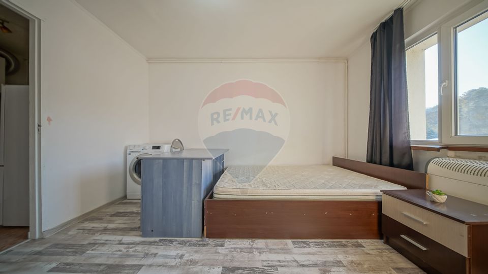 Garsoniera de închiriat în Bartolomeu