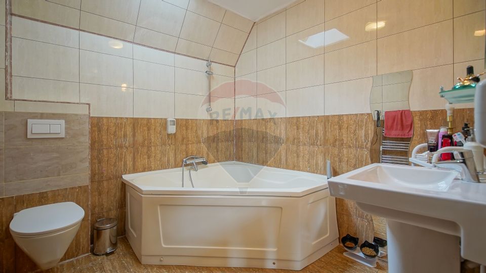 Hotel / Pensiune cu 14 camere/strada Tomis