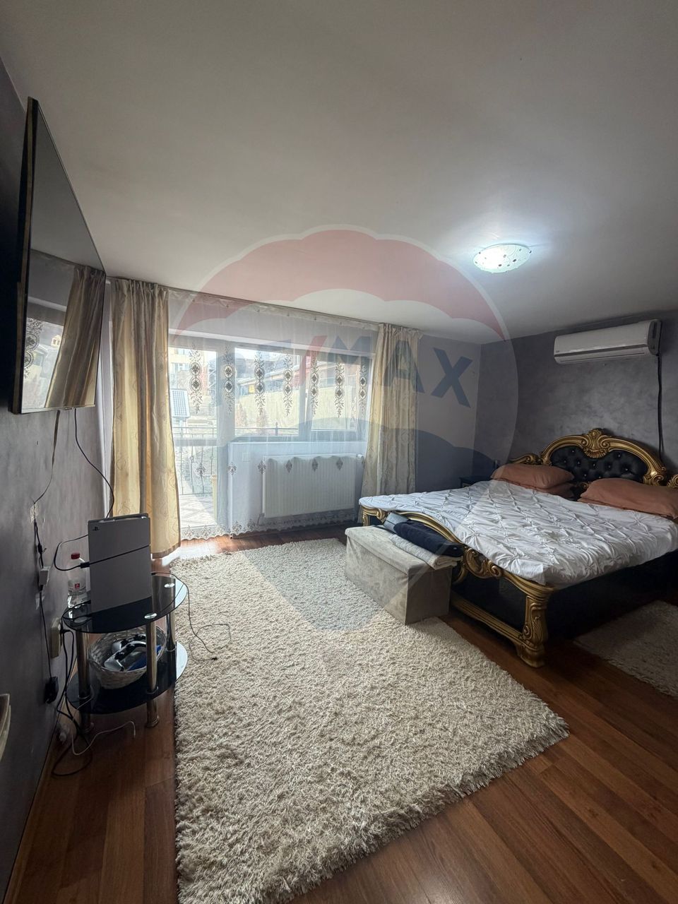 5 room House / Villa for sale, 1 Mai area