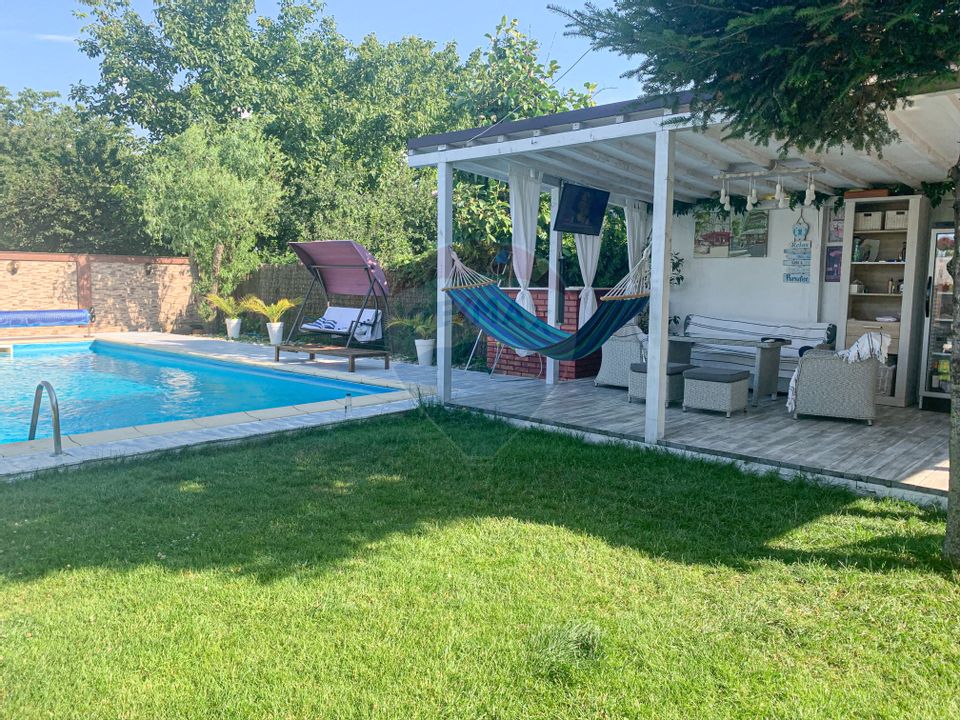 Villa for sale 9 rooms with swimming pool garage Bacu Joita Ilfov