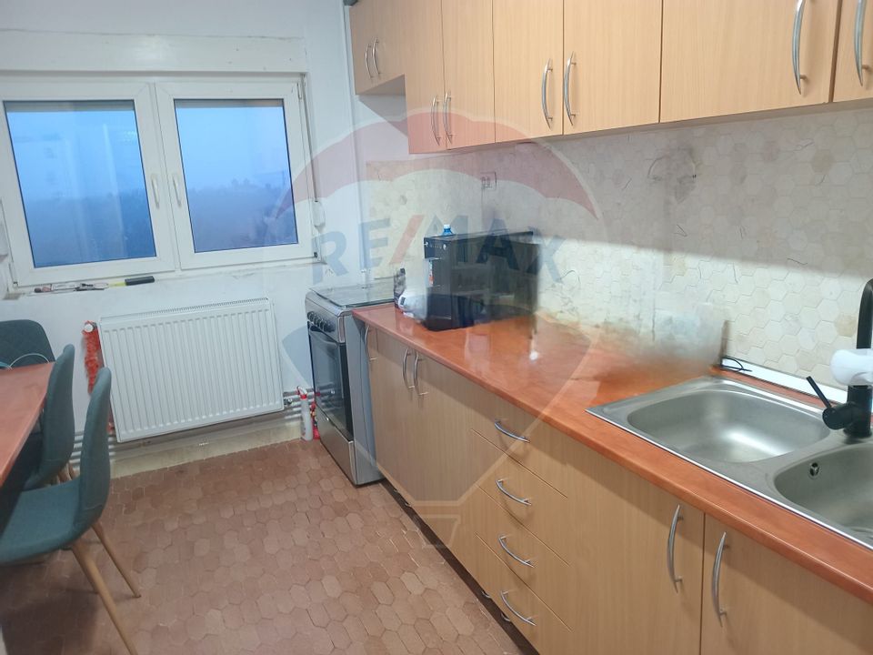 Inchiriere apartament 4 camere  pe Faleza Muresului Polivalenta