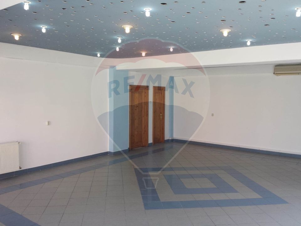 Clădire birouri /Sediu firmă de vânzare - Piața Centrală Galați