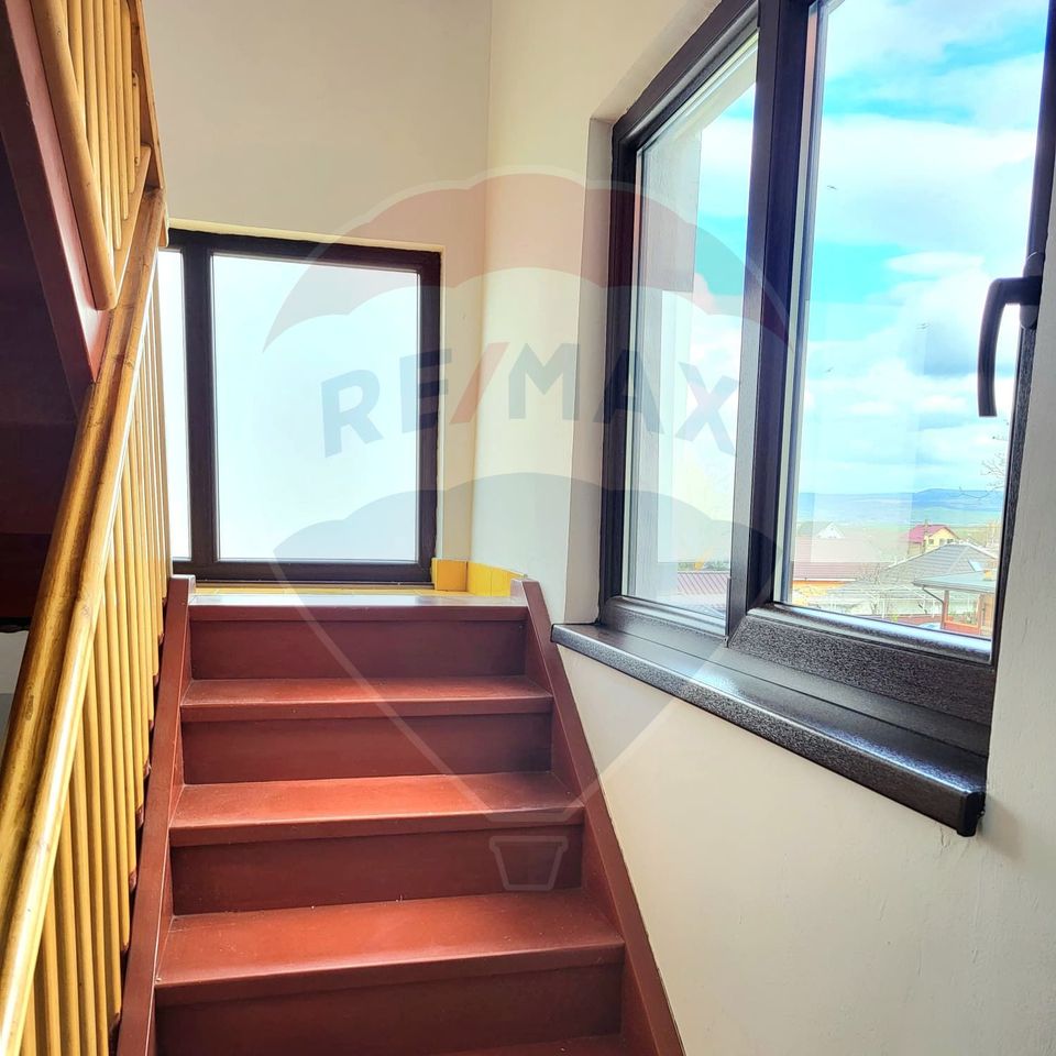 Casă / Vilă cu 3 camere de vânzare