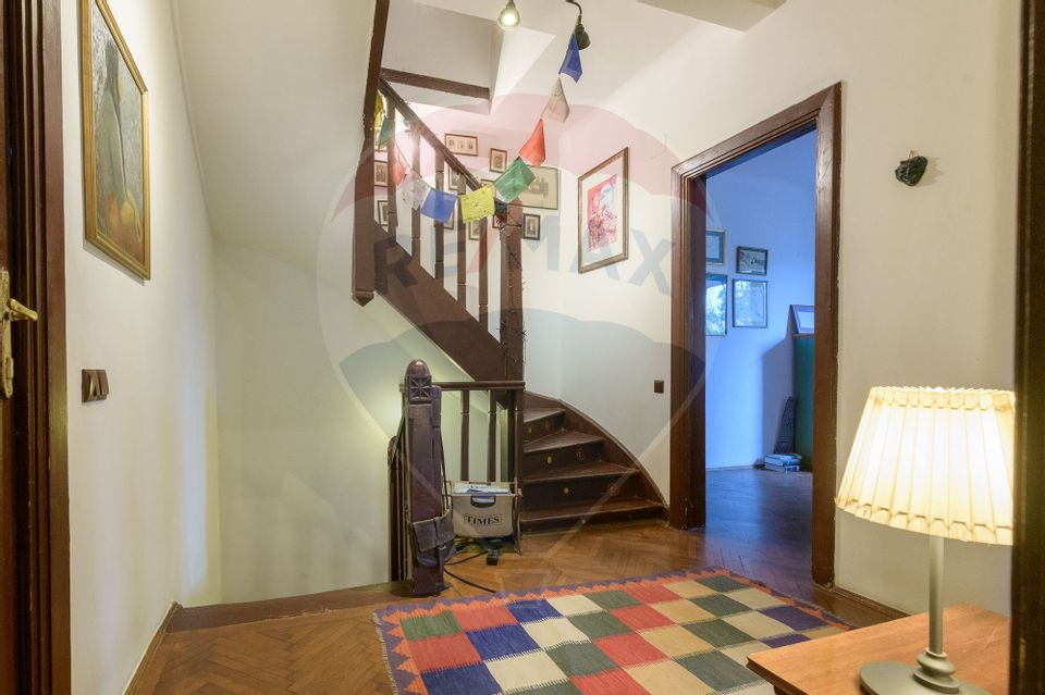 Doua case | Teren 290 mp | Ideal Locuinta & Afacere | Investitie