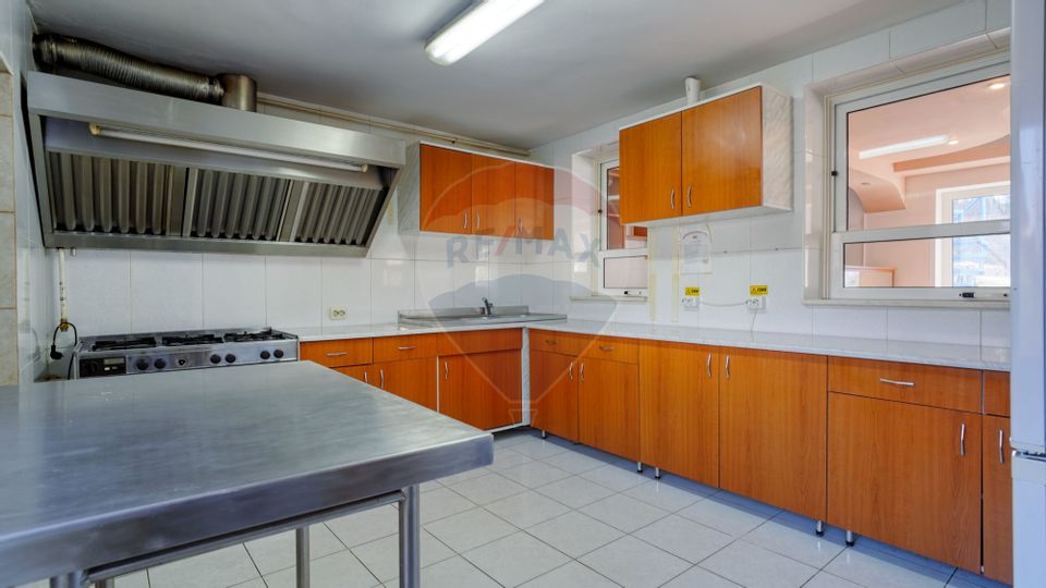 11 room Hotel / Pension for sale, Central area