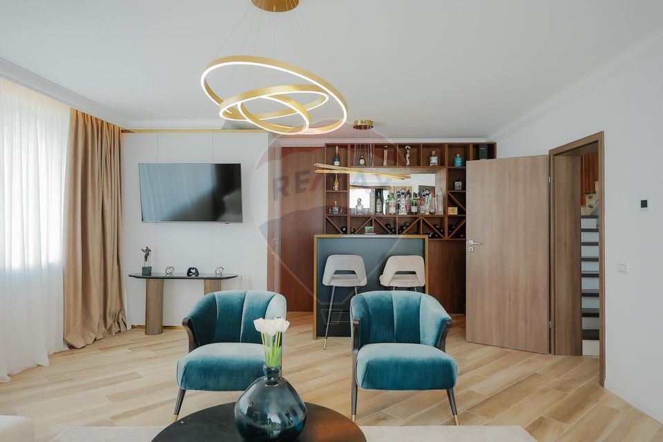 5 room House / Villa for sale, Dealuri Oradea area