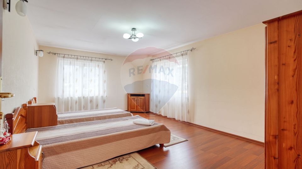 10 room House / Villa for sale, Central area