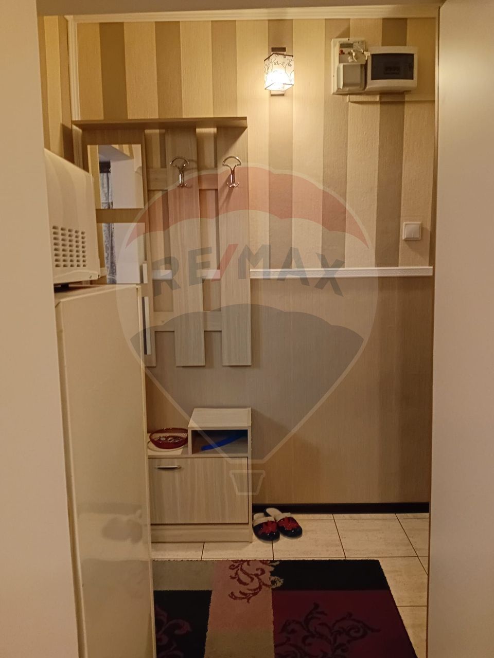 3 room Apartment for sale, Craiovita Noua area