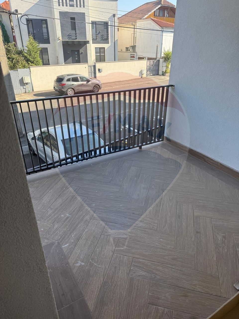 Apartament cu 2 camere de închiriat în zona Central