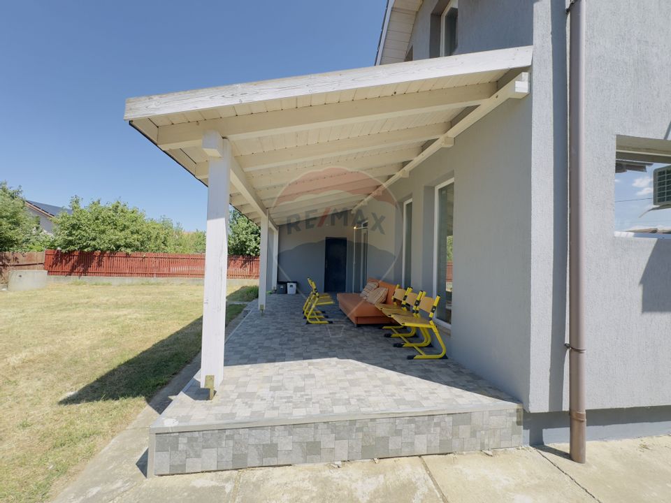 Casă cu 5 camere de vânzare Cartier Orizont 2 Paleu zona Metropolitana