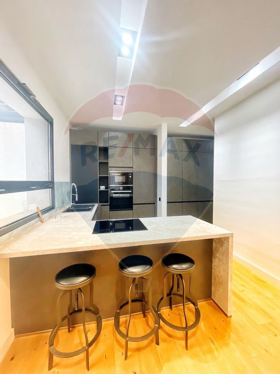 2 room Apartment for rent, Calea Calarasilor area