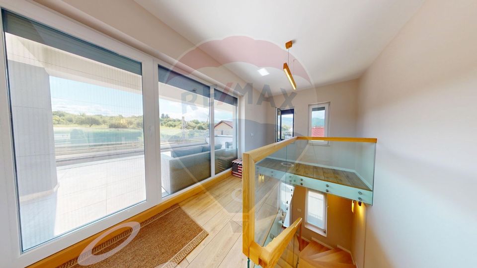 140sq.m Special Property for sale, Central area