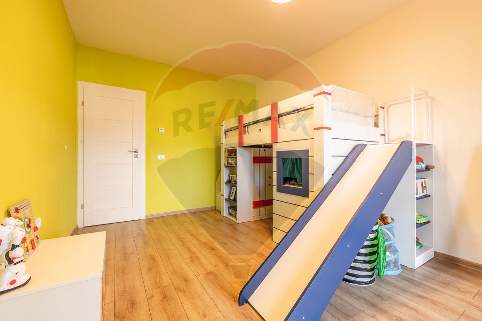 REZERVAT Casă individuala Harman