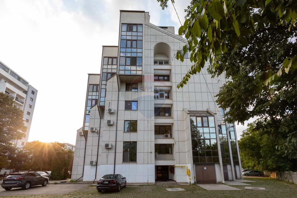 Apartament tip duplex cu 3 camere de vânzare în zona Ultracentral