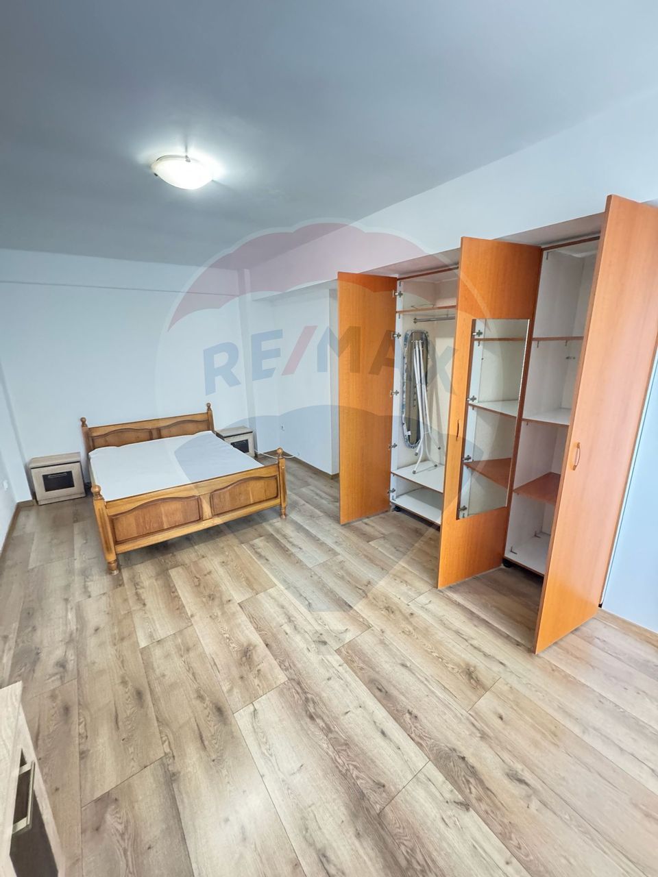 Decomandata,etaj4/5, lift,  libera,Craiovita, Kaufland, ,centrala