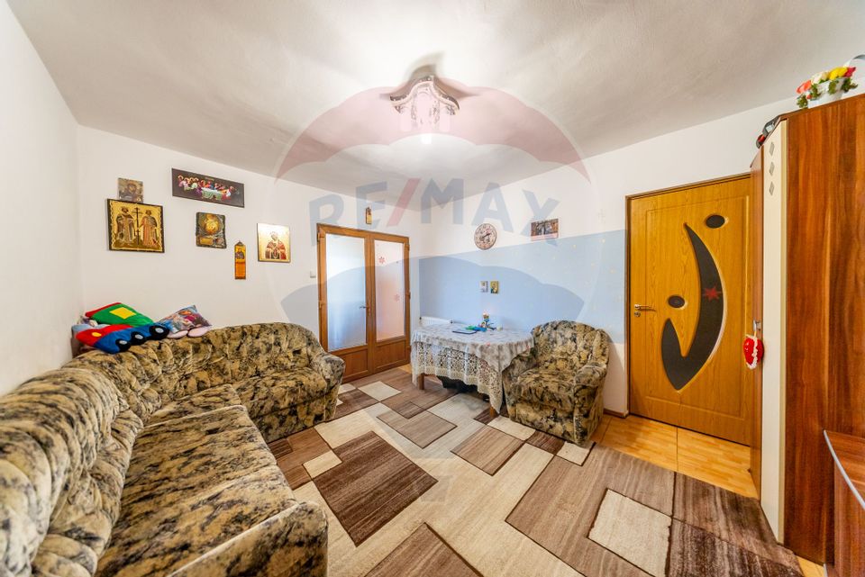 Apartament cu doua camere in zona Aurel Vlaicu