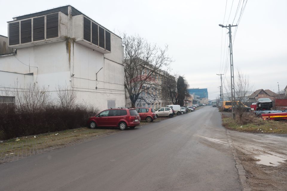 11,000sq.m Industrial Space for sale, Sud area