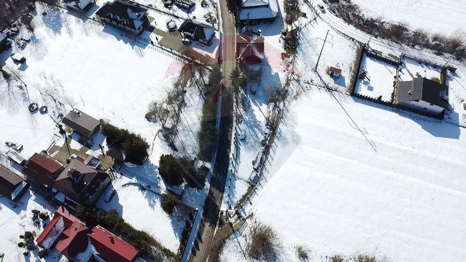Teren intravilan 1081 mp + construcție 230 mp – Gura Humorului,