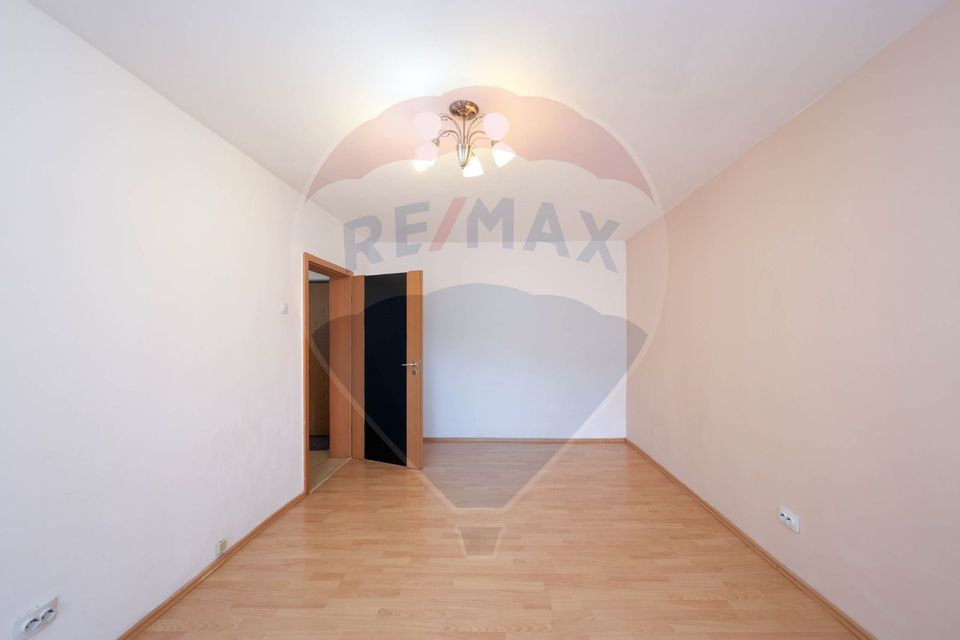 3 room Apartment for sale, Racadau area