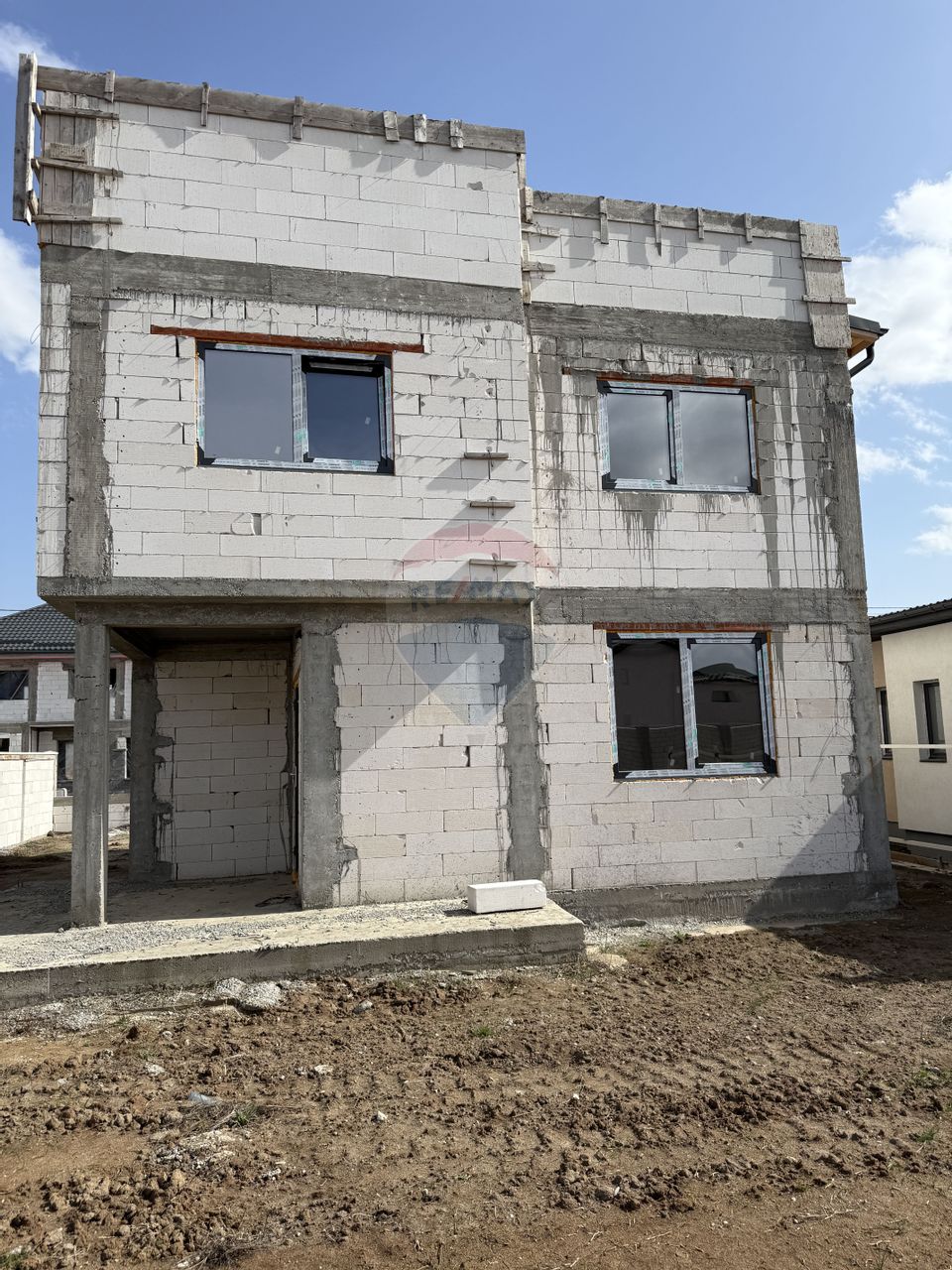 Casă P+E de vânzare în cartierul Magnolia