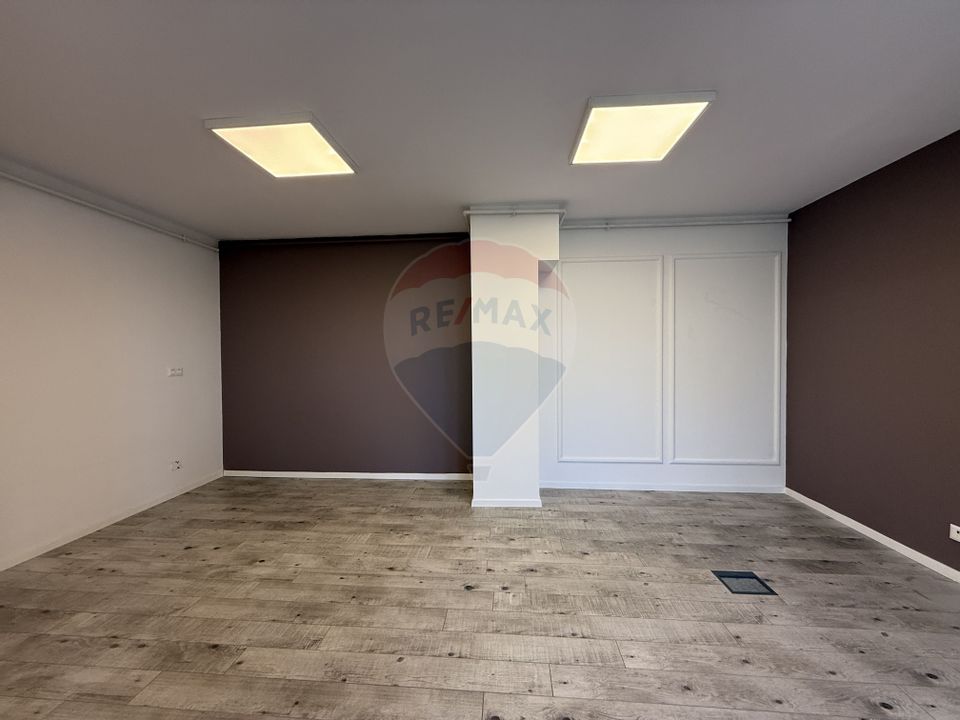 59sq.m Commercial Space for rent, Borhanci area