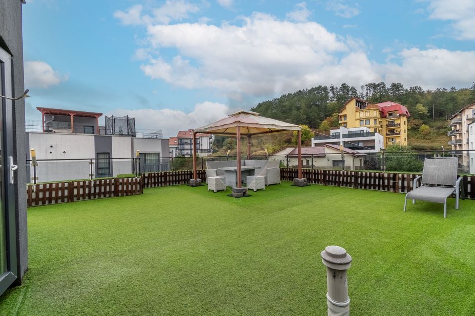 Penthouse de inchiriat cu terasa si jacuzzi | Donath Park