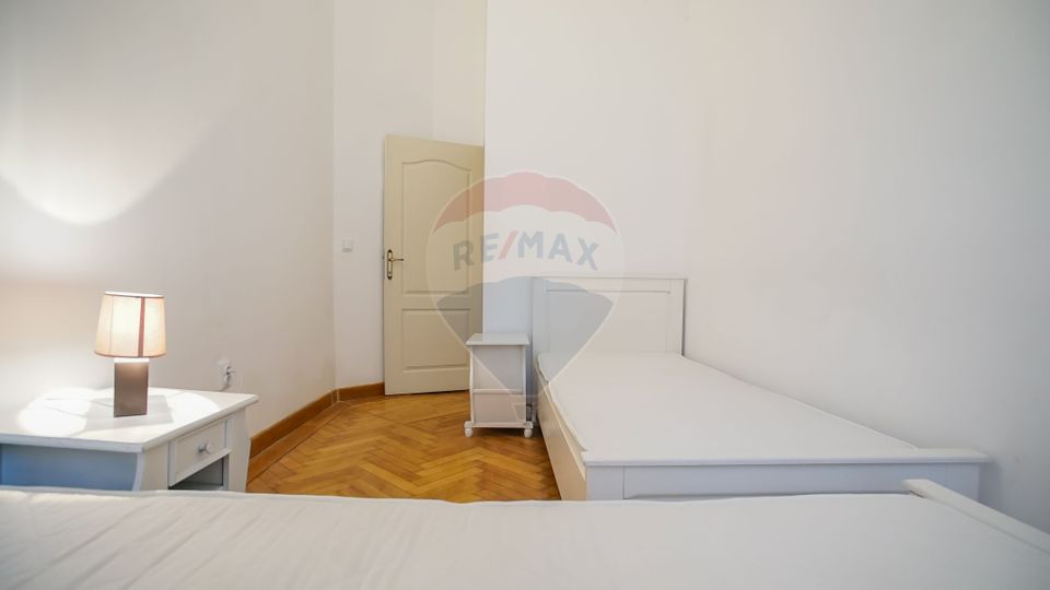 REZERVAT! Apartament 3 camere, în vilă, cu grădină proprie