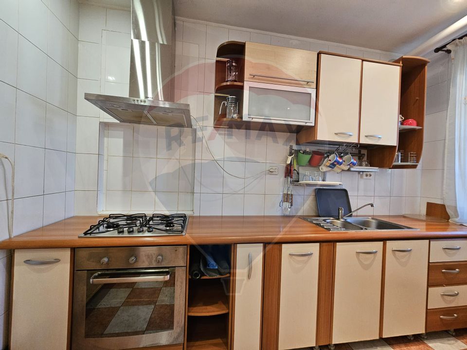 6 room House / Villa for sale