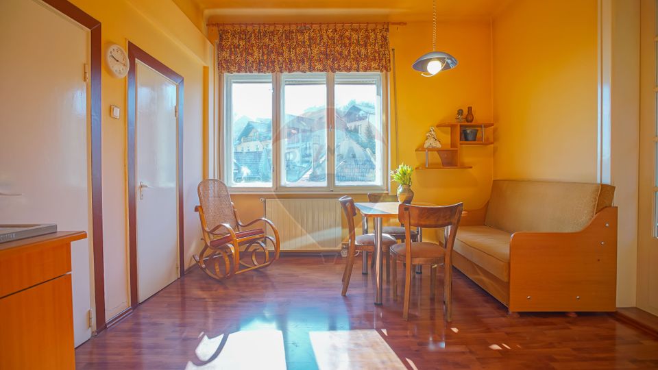 REZERVAT! Apartament cu iz boem, în casă, Brașovul Vechi