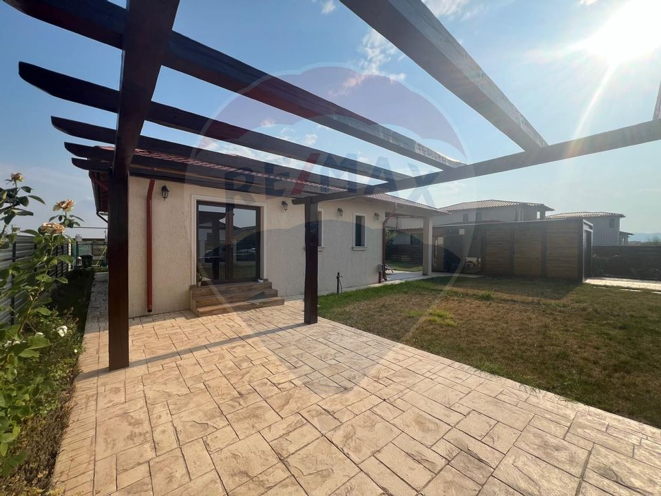 Casă / Vilă 4 camere Green field residence