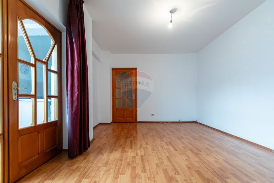 2 room Apartment for sale, Mioritei area