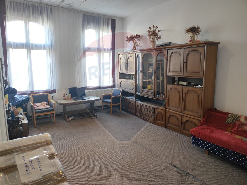 Apartament 2 camere + apartament cu 1 camera de vânzare ultracentral