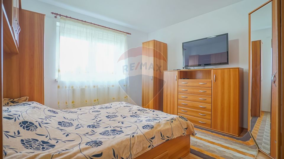 REZERVAT! Apartament 2 camere, decomandat!