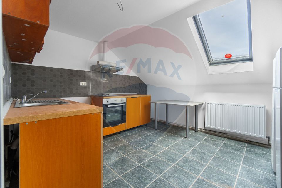 Apartament 7 camere ULTRACENTRAL in casa- Codlea!