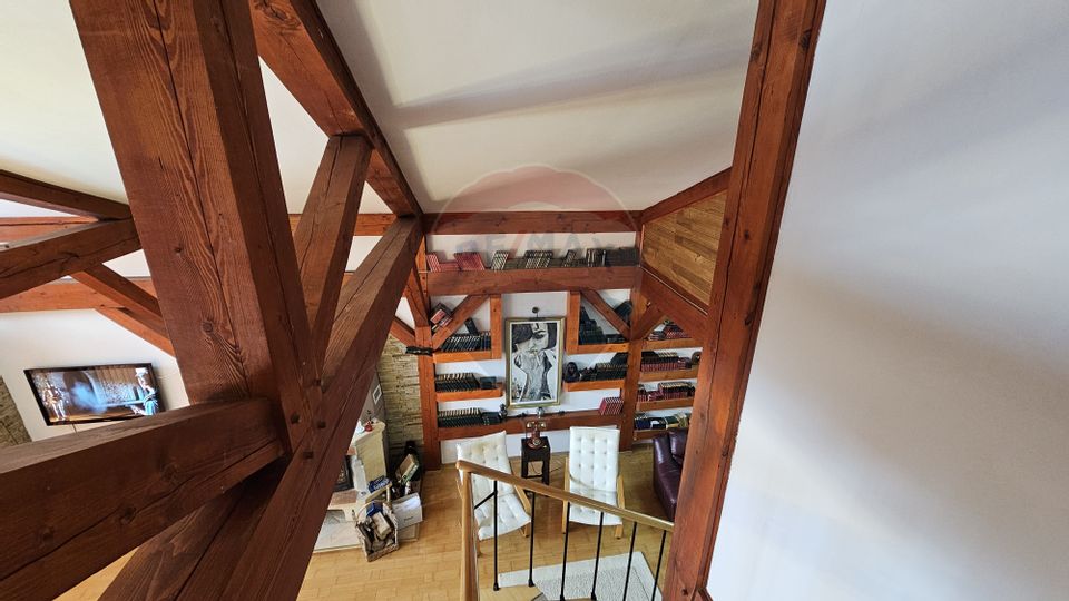 Vilă de lux cu 4 camere de vânzare în Câmpulung Moldovenesc, Suceava