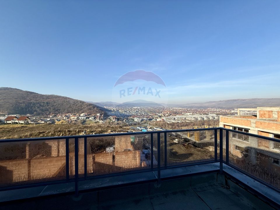 COMISION 0%-  Casă / Vilă cu 5 camere de vânzare semifinisata