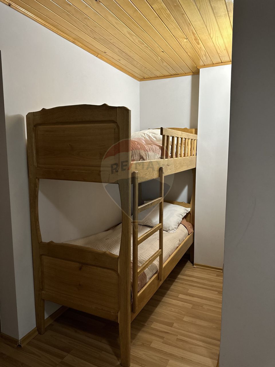 Hotel / Pensiune cu 18 camere de vânzare Durau