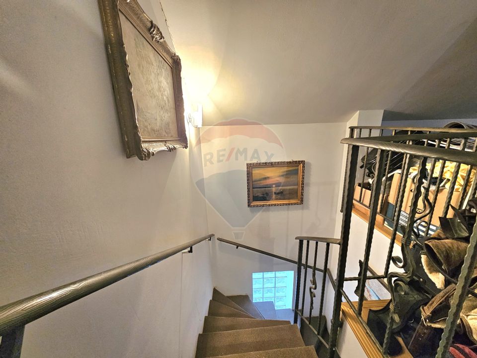 5 room House / Villa for sale