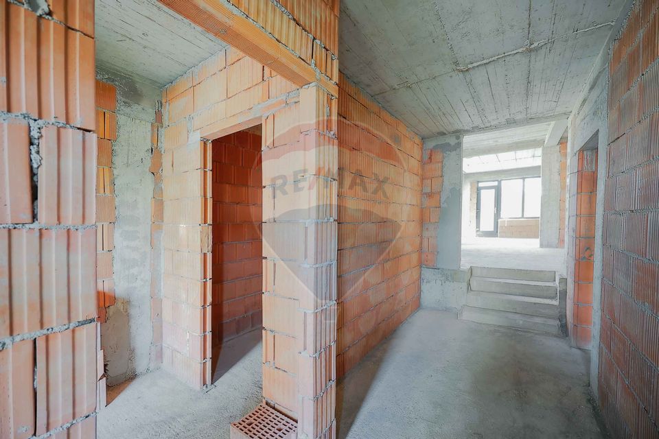 De vânzare, casă la roșu în zona centrală, Str. Emil Racoviță