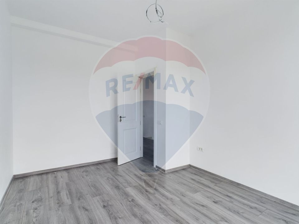 5 room House / Villa for sale