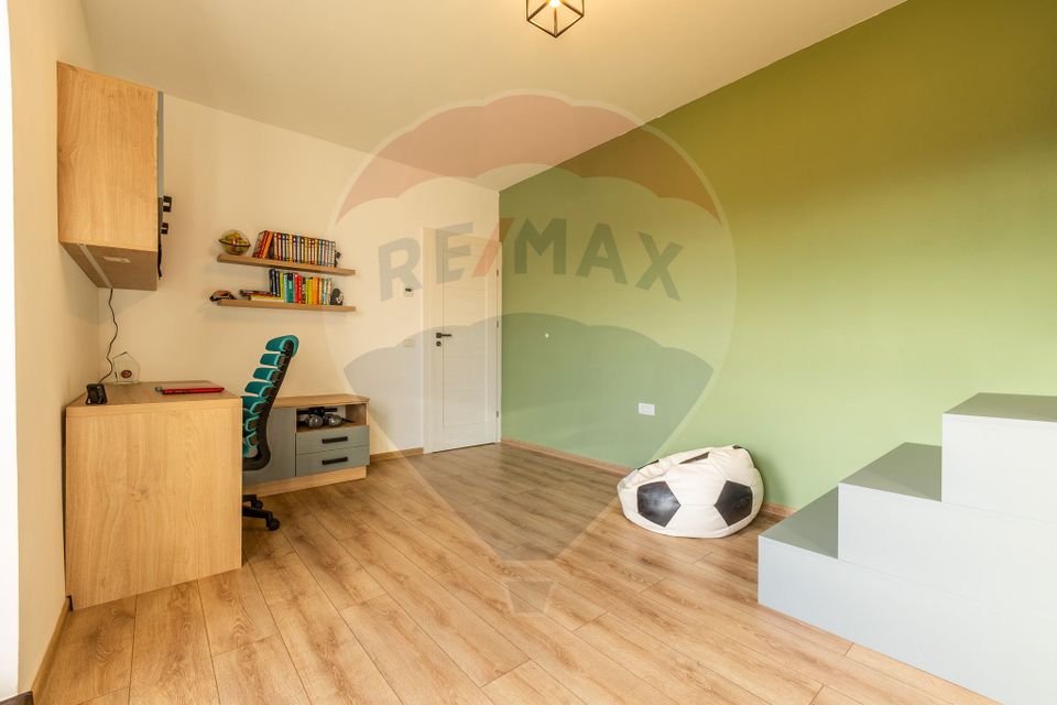 REZERVAT Casă individuala Harman