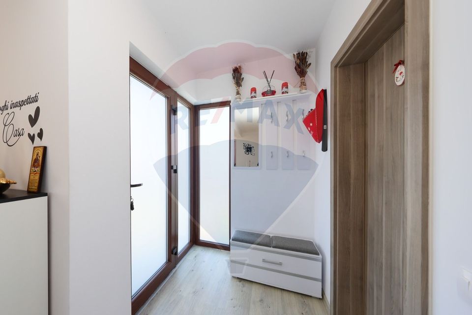 Vila mobilata modern, piscina, zona de interes Ghimbav!