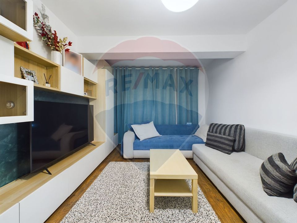 Apartament cu 3 camere Parcare Titan